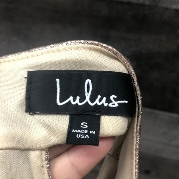 Lulu’s Metallic Champagne Halter Bodycon Dress - Picture 4 of 10